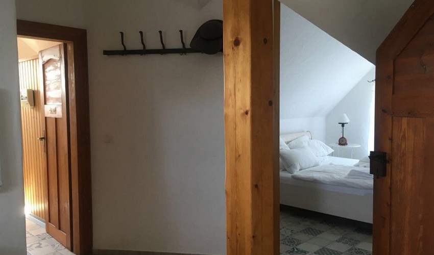 Blick ins Schlafzimmer