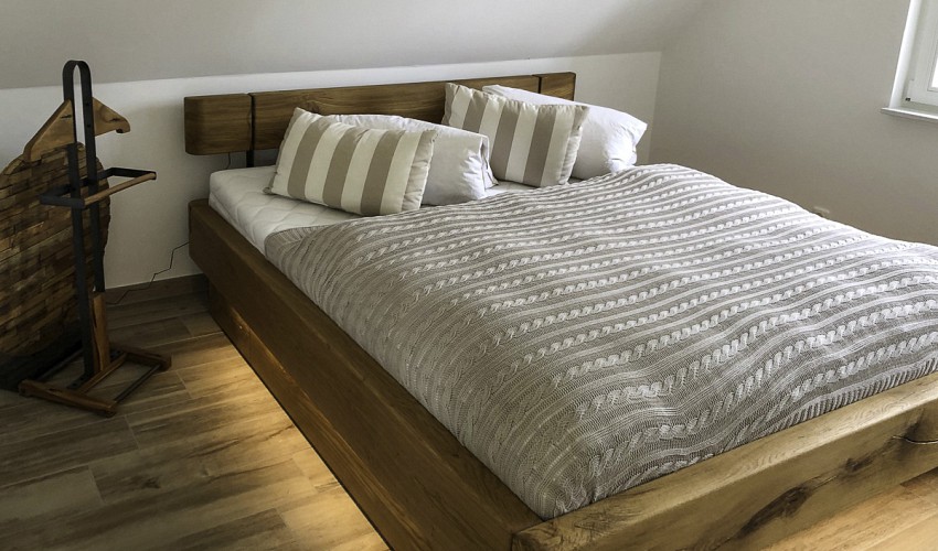 2. Schlafzimmer im OG