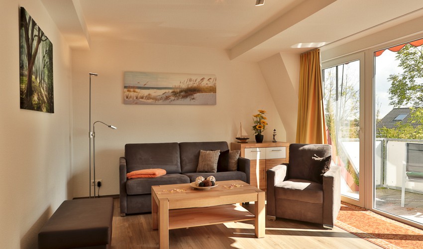 Sitzlandschaft, wandelbar zur Schlafgelegenheit