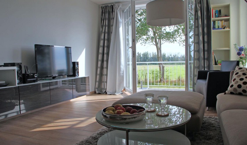 Balkonfenster mit Blick in die Conventer Niederung