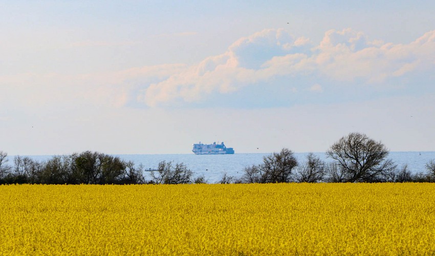 Fähre auf See