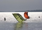 Kitesurfer auf dem Haff