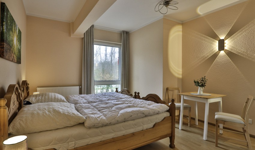 Schlafzimmer 2