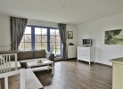 Wohnzimmer mit Balkonfenster
