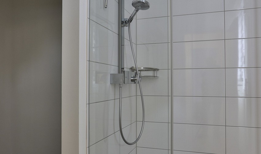 Duschbad im EG (mit  Sauna)