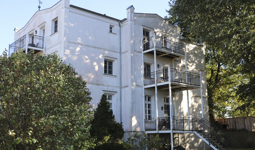 vom oberen Balkon hat man einen wunderbaren Blick