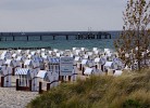 breiter Strand zwischen Seebrücke und Yachthafen
