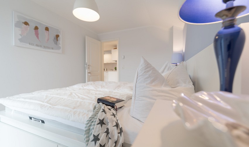 Schlafzimmer 2
